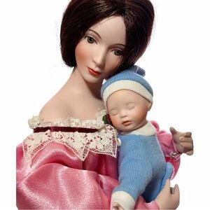 Collectible Porcelain Doll “Bedtime” Ashton Drake Galleries (EUC)